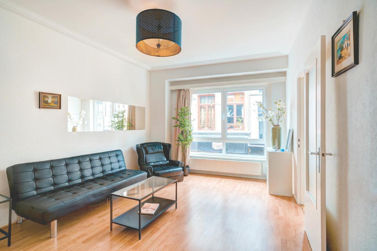 Lucky Lambert Apartment Antwerp Exterior photo